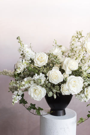 Pearl Statement Arrangement